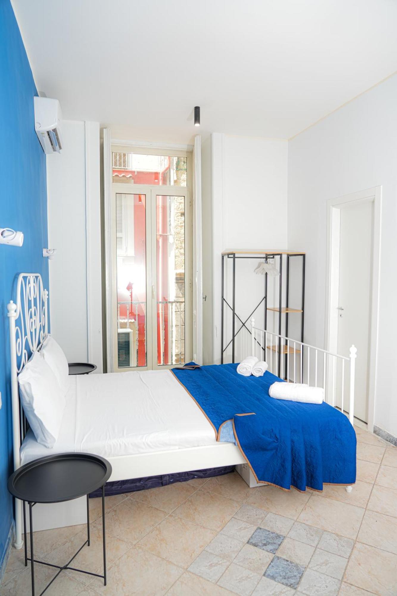 Vulcania Rooms เนเปิลส์ ภายนอก รูปภาพ